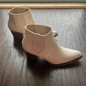 ARiderGirl Dolly Women's New Western Ankle Booties